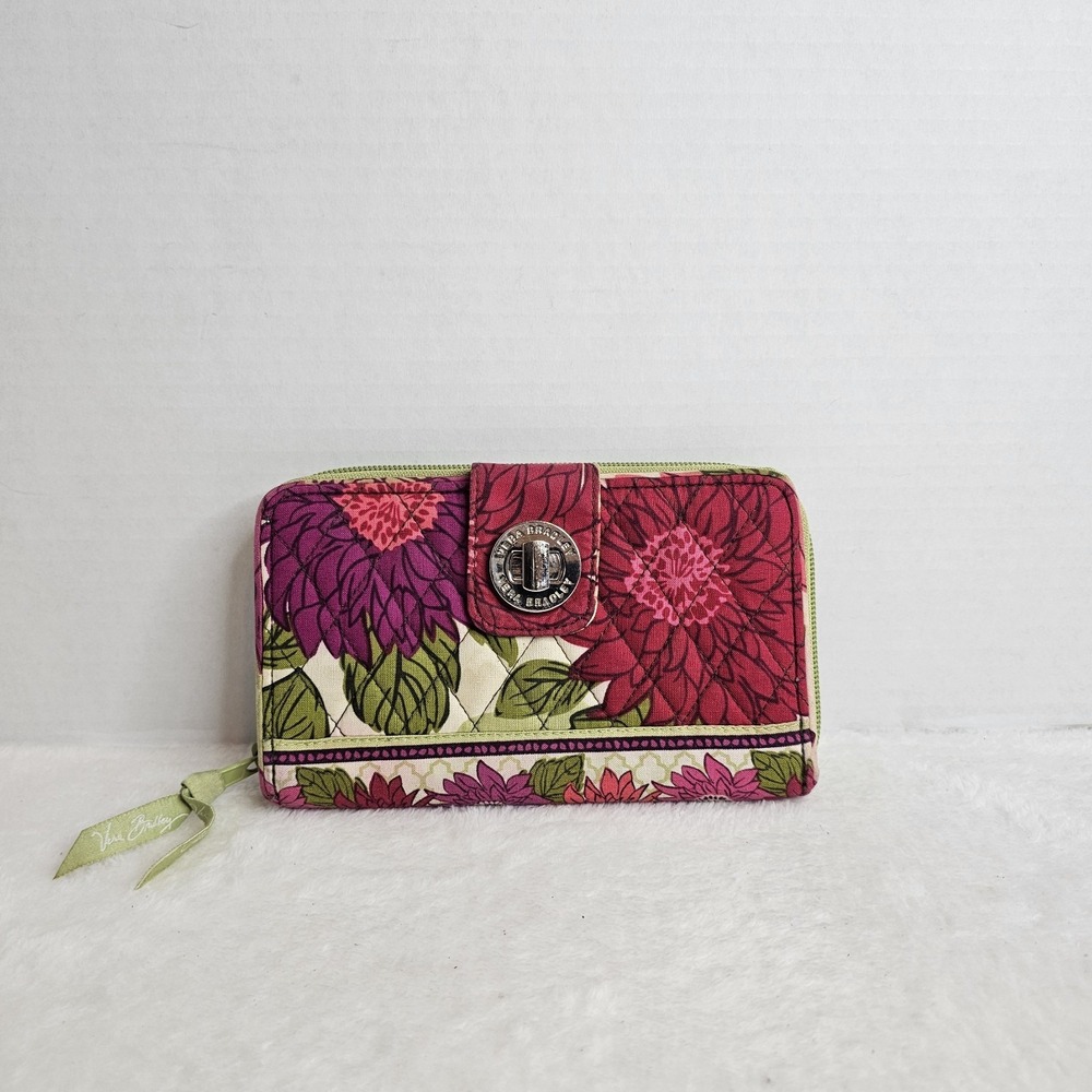 Vera Bradley Hello Dahlia Turn Lock Wallet Retired Pattern Used